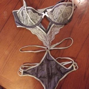 Womans size large spellbound lingerie